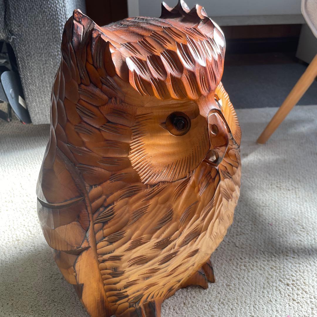 木彫り 名品フクロウ 美品希少 木彫民藝彫刻品。24