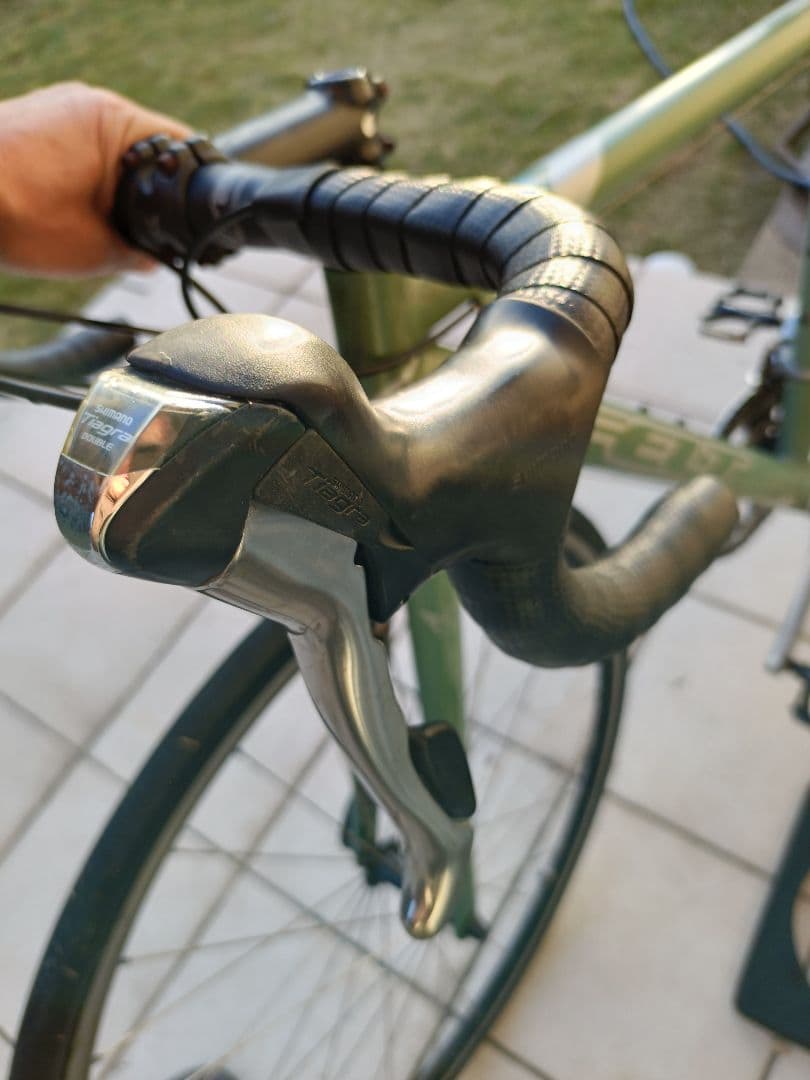 【引き取り限定（福岡）】FELT ロードバイクF85 ティアグラ