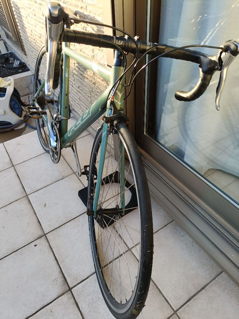 【引き取り限定（福岡）】FELT ロードバイクF85 ティアグラ