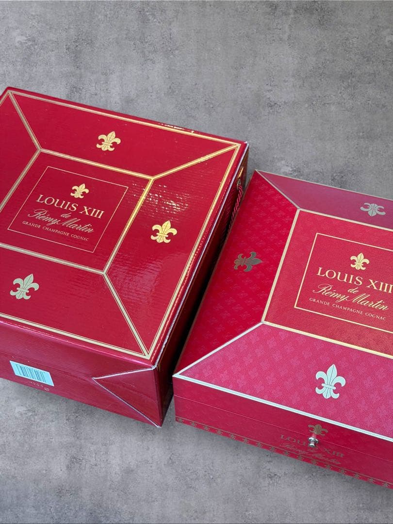 【極美品・バカラ社製】レミーマルタン ルイ13世 空瓶＆専用ボックスセット