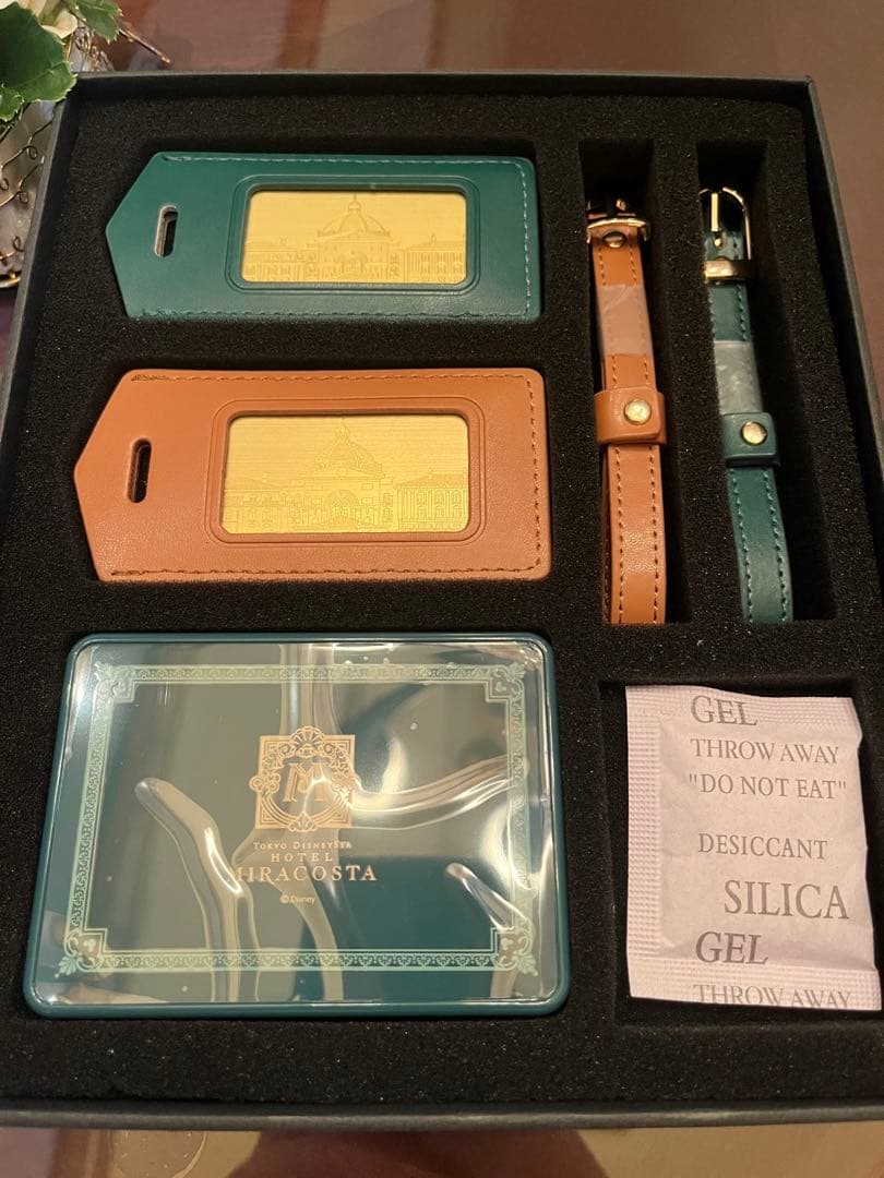 【ディズニー非売品】ホテルミラコスタ　ネームタグ2セット　トランプ