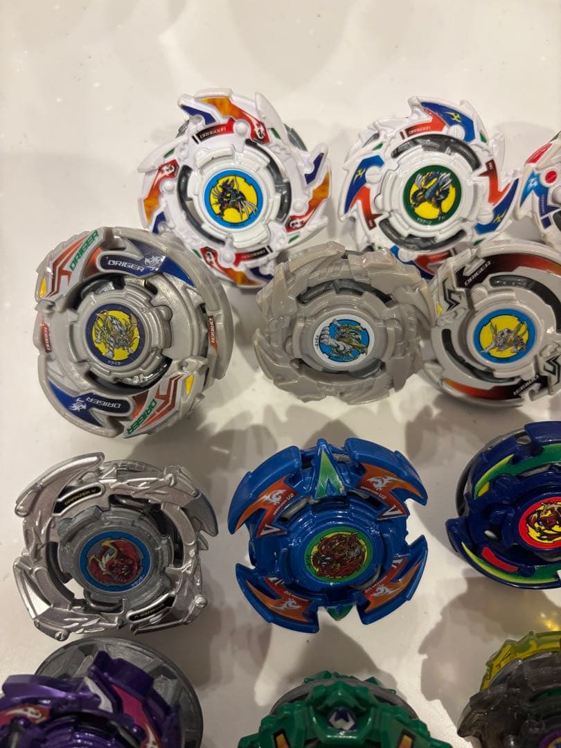 ベイブレードバースト　復刻　爆転シュートベイブレード