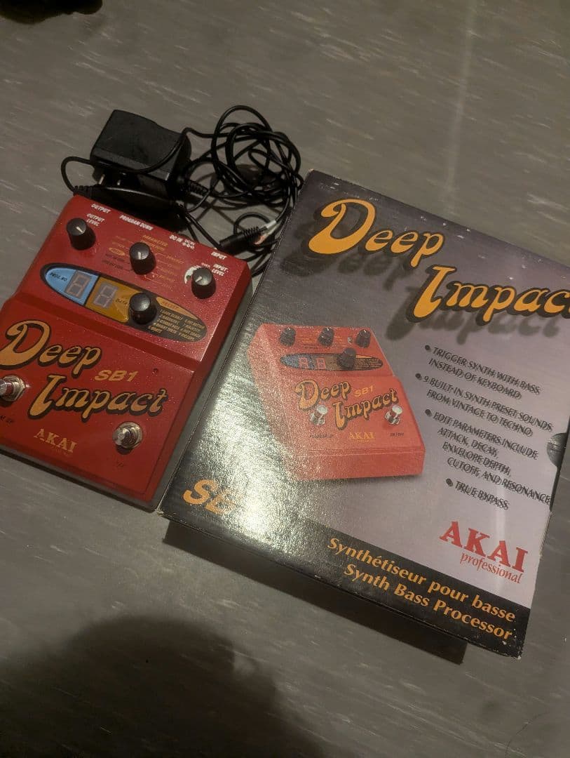 【激レア】AKAI Deep Impact SB1 ベースエフェクター