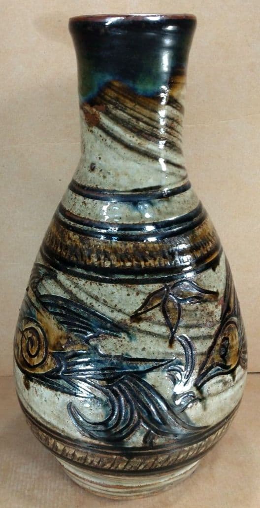 読谷初期【本物保証】金城次郎 魚紋花瓶 共箱 本人書付 h33㎝超 栞 人間国宝