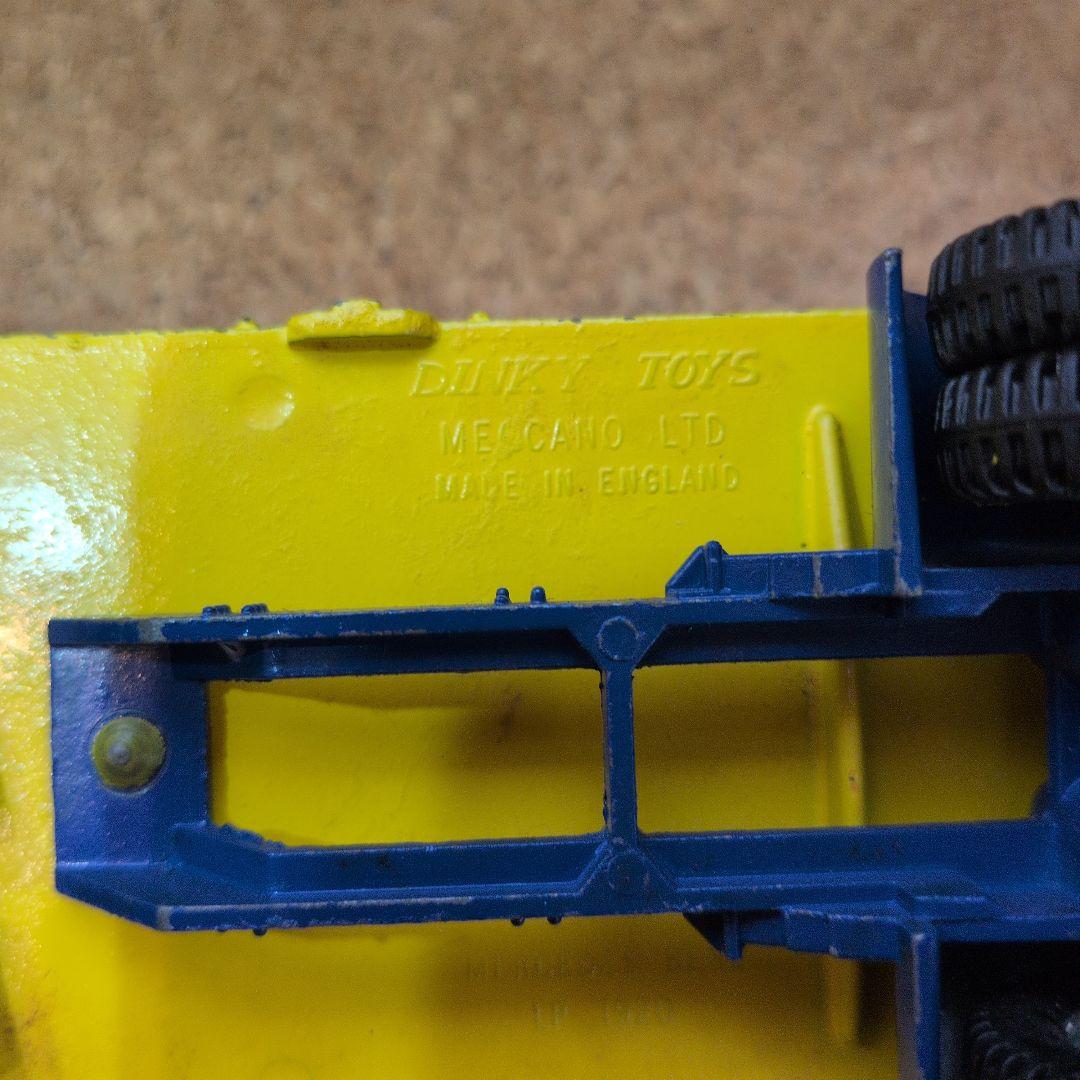 大型 dinkytoys Mercedes Benz Truck&Trailer