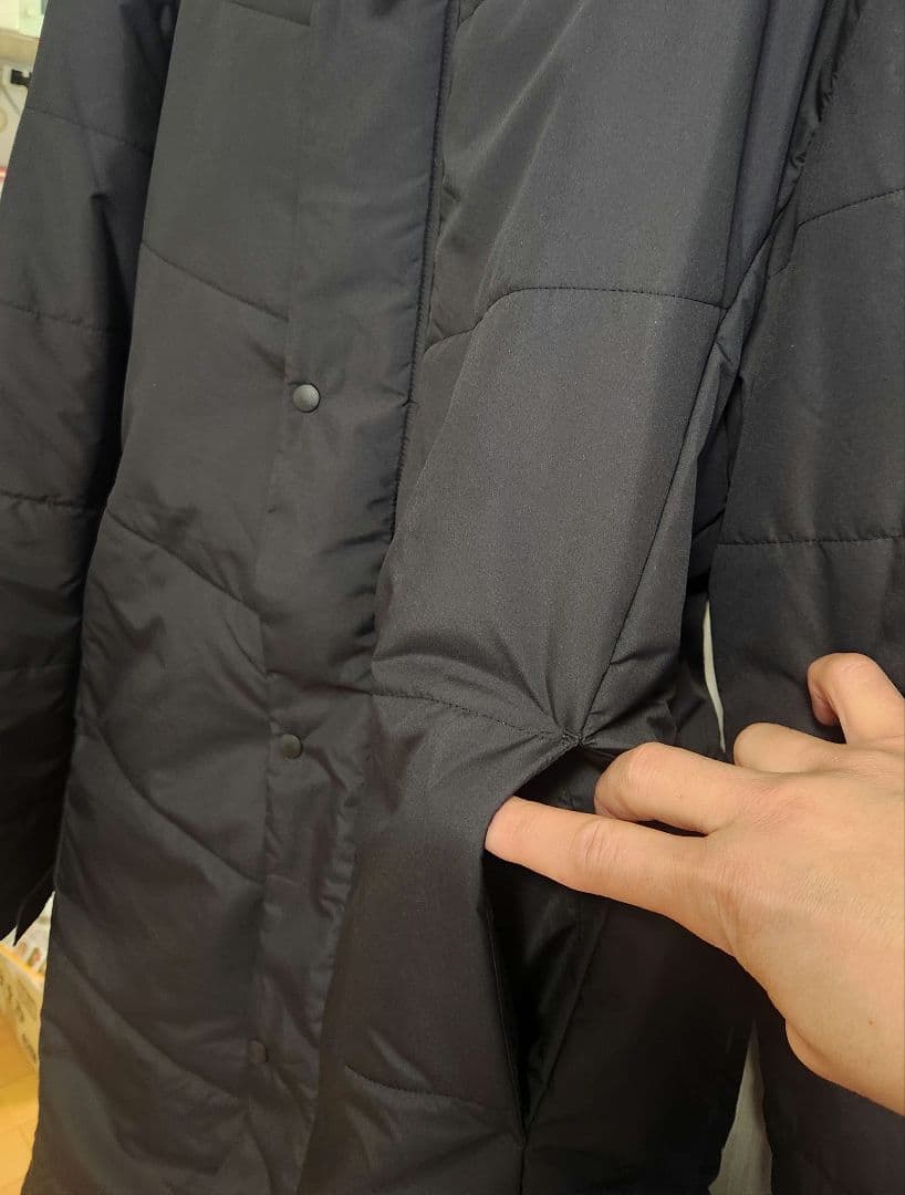 激安　新品　ミズノ　ブレスサーモ　ベンチコート　サイズM