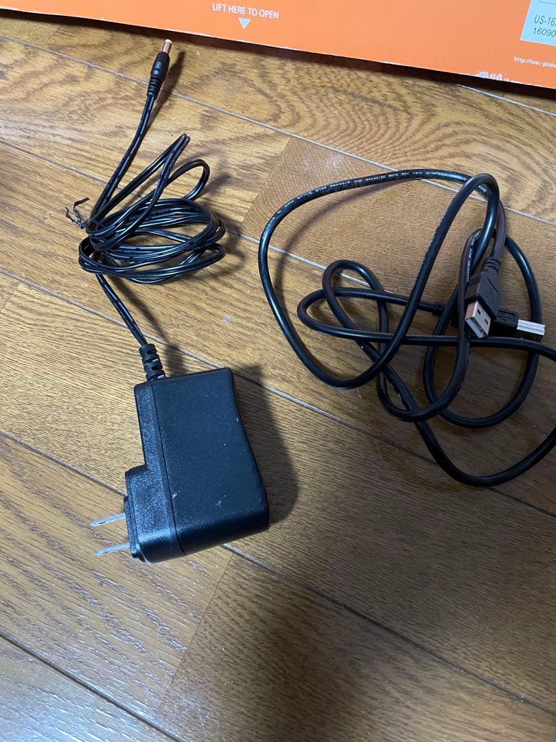 TASCAM オーディオインターフェイス 8x XLR入力