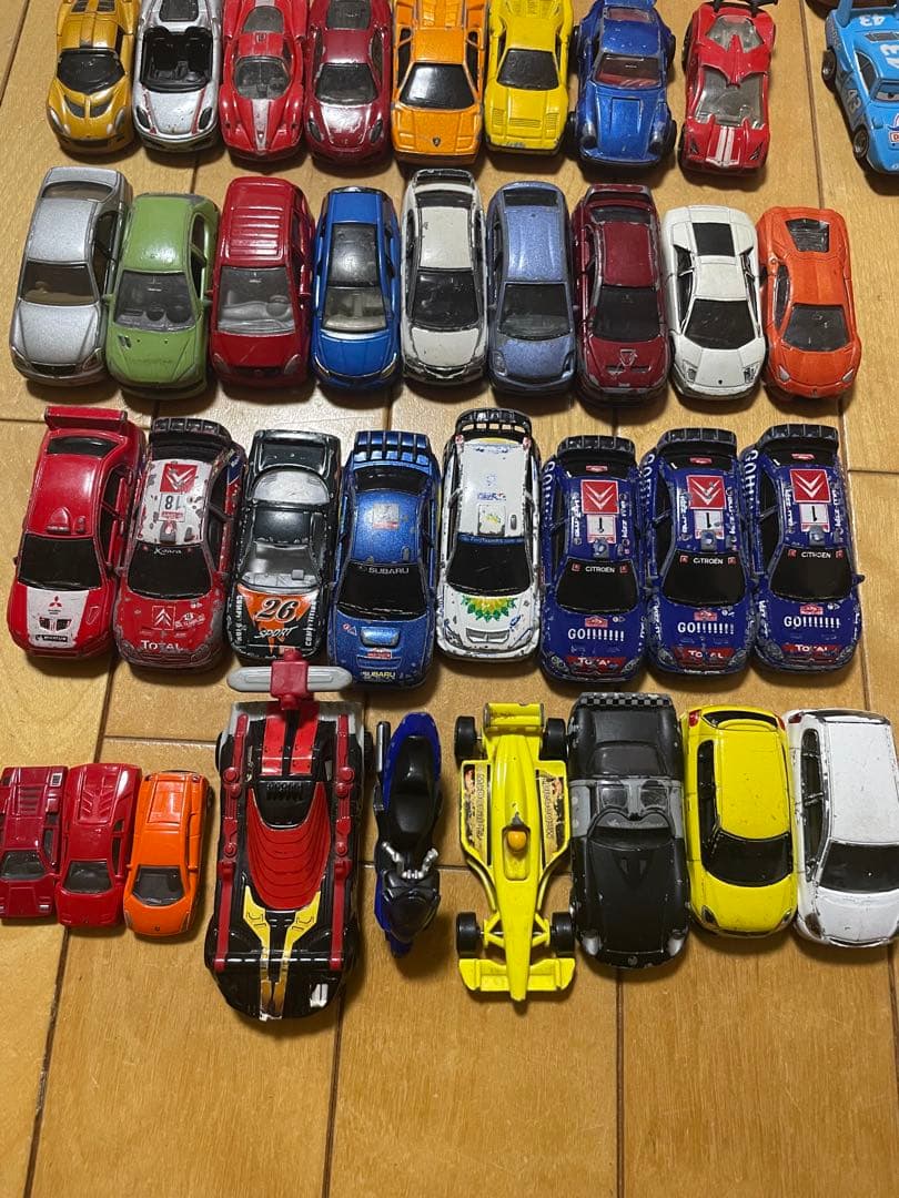 トミカまとめ売り　約100台