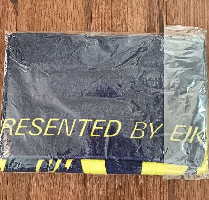 【新品未開封】矢沢永吉 スペシャルビーチタオル SBT フデロゴ 紺色黄色