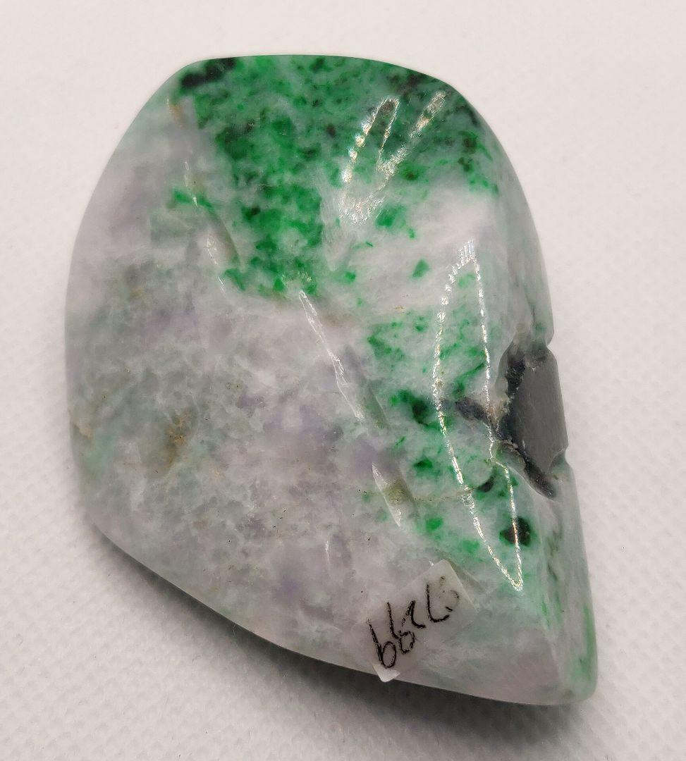 【貴重】本翡翠(発色鮮やか)のルース(85ｇ)