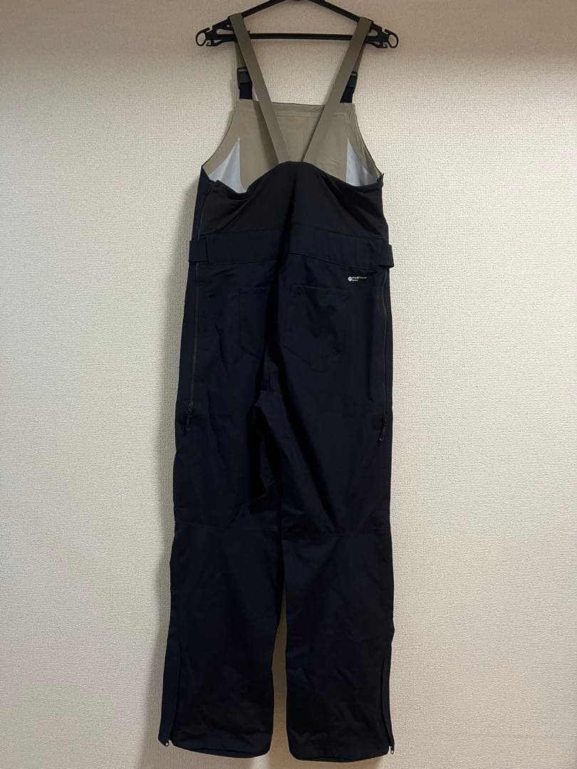 サロモン　スノボー　スキー　ウェアパンツ　ウェア　ツナギ　オーバーオール　L