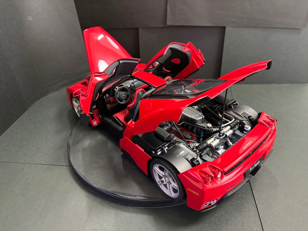 【貴重】デアゴスティーニ　エンツォフェラーリ1/10スケールセット