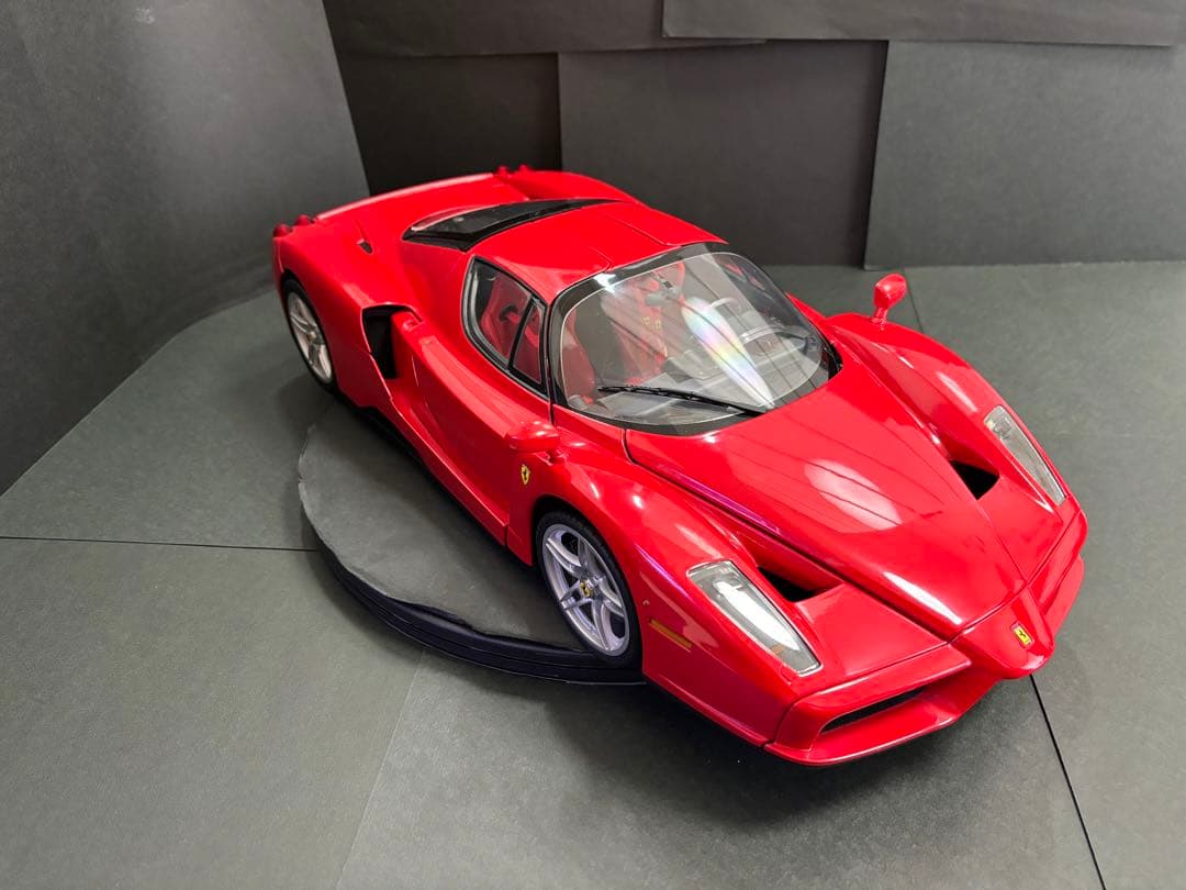 【貴重】デアゴスティーニ　エンツォフェラーリ1/10スケールセット