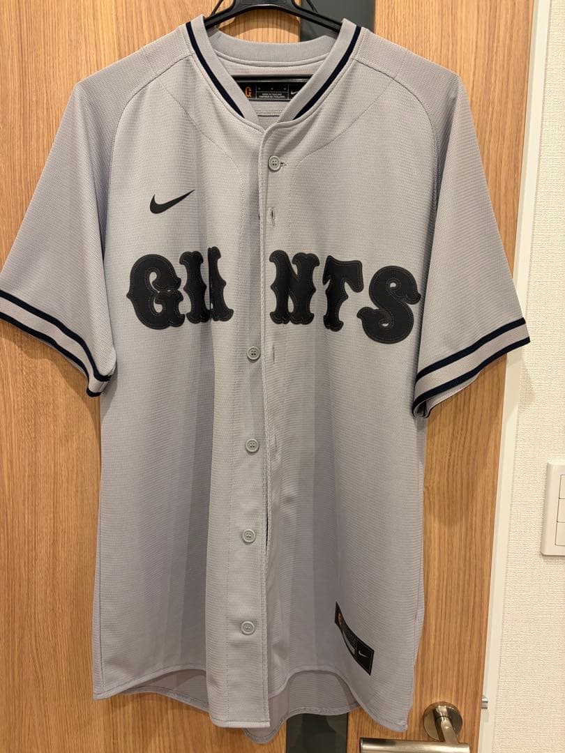 【希少】岡本和真 Nike GIANTS ユニフォーム 伝統の一戦