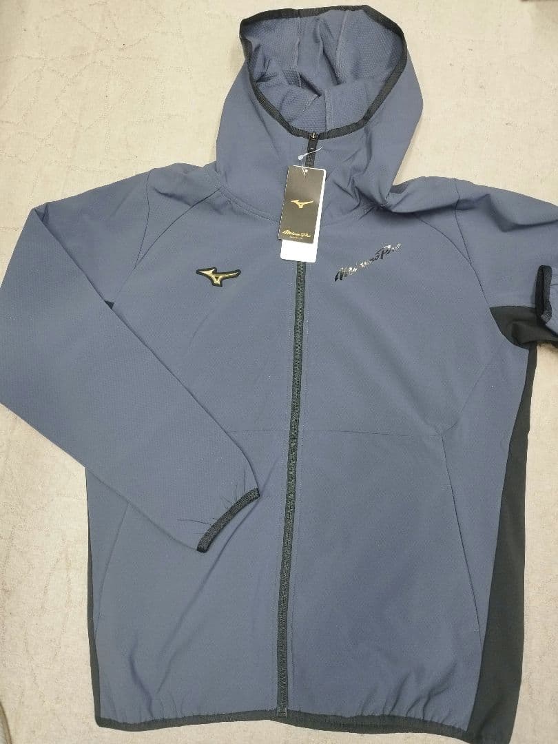 新品タグ付き　ミズノプロ　ウィンドブレーカ　上下L