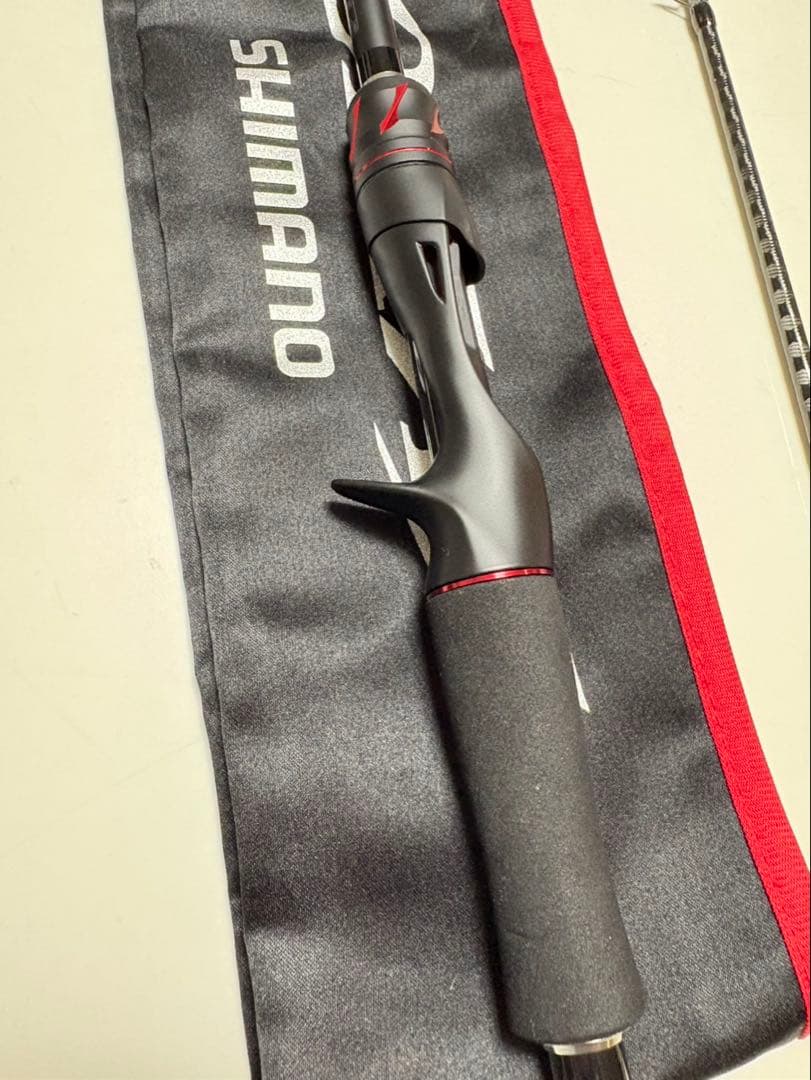美品　SHIMANO ZODIAS バスロッド