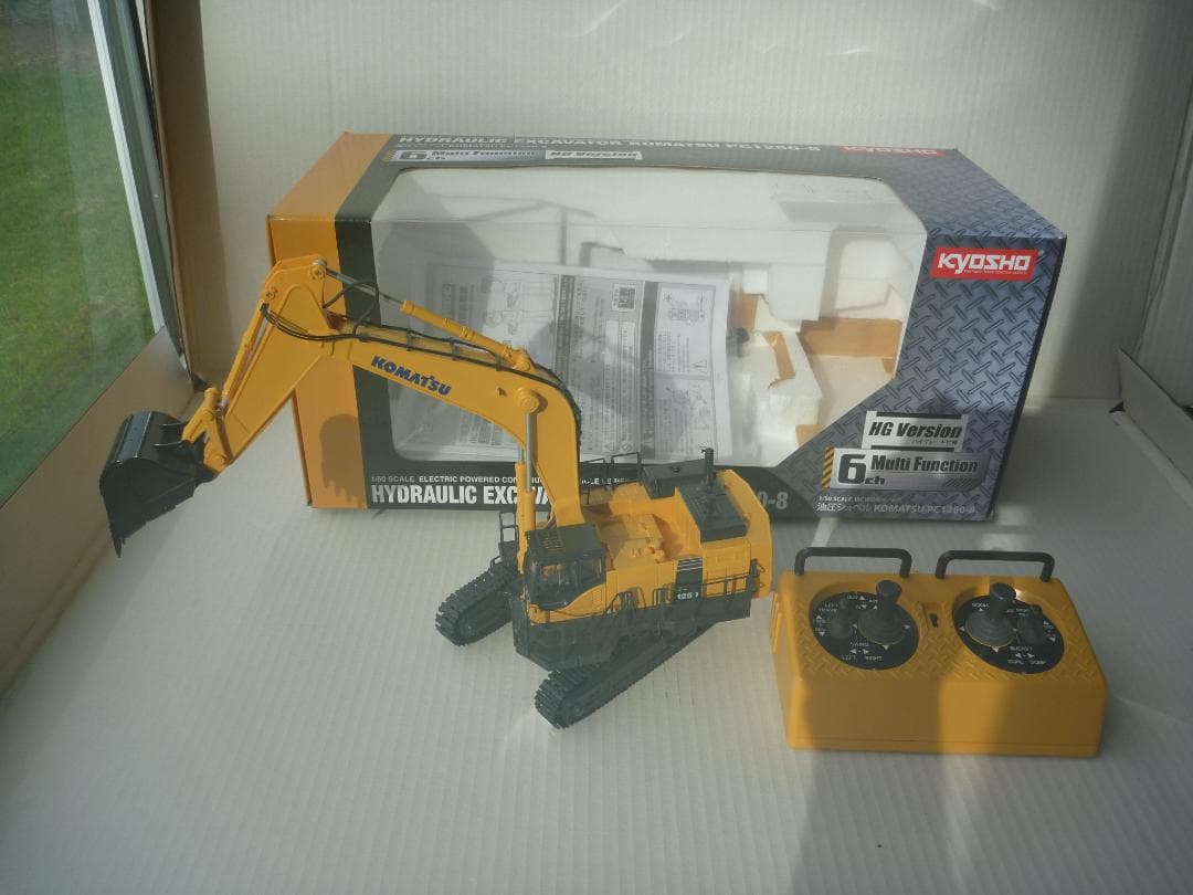 KYOSHOラジコンとMercedes-Benz ACTROSラジコン