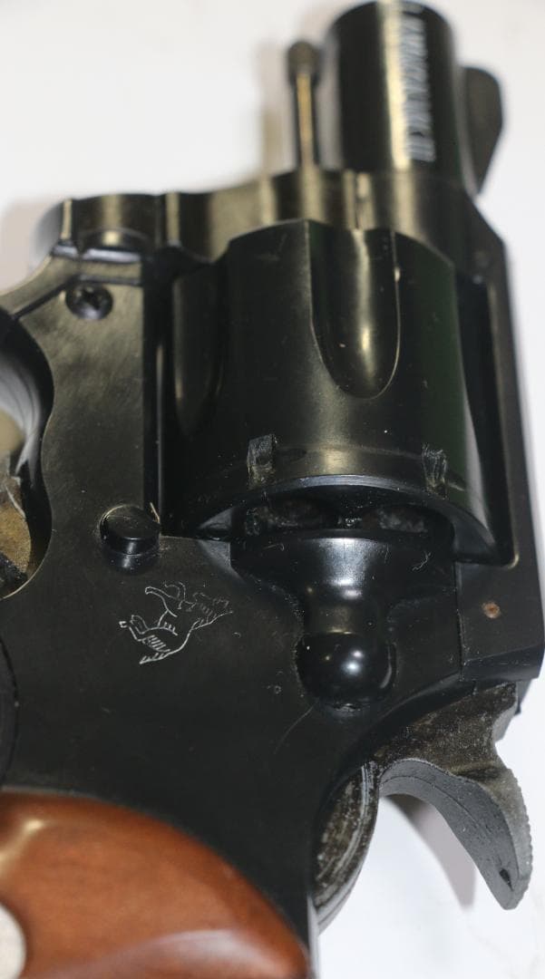 ぴよんきち　MGC製ABS樹脂モデルガン コルトローマン　合法品　未発火