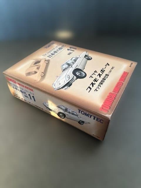 【未開封・TOMYTEC】 マツダ コスモスポーツ マツダ保存車仕様
