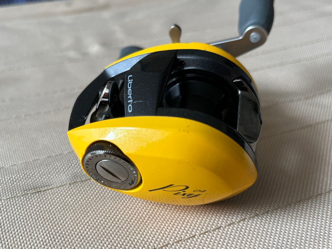 【美品】ピクシー イエローパール ダイワ Liberto Pixy