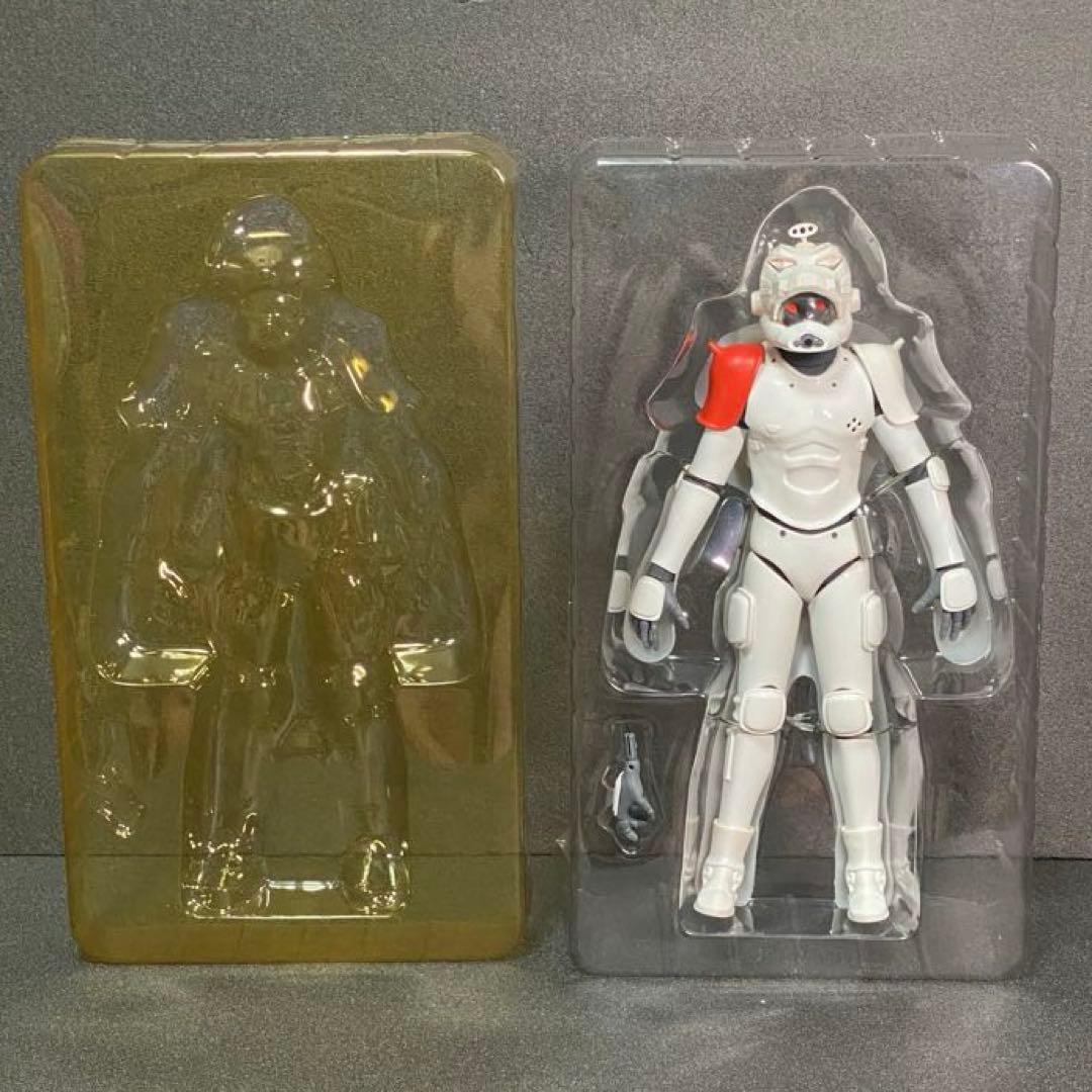 ホワイトクラッシャー ブラックサイボーン マッドカプセルマーケッツ RAH