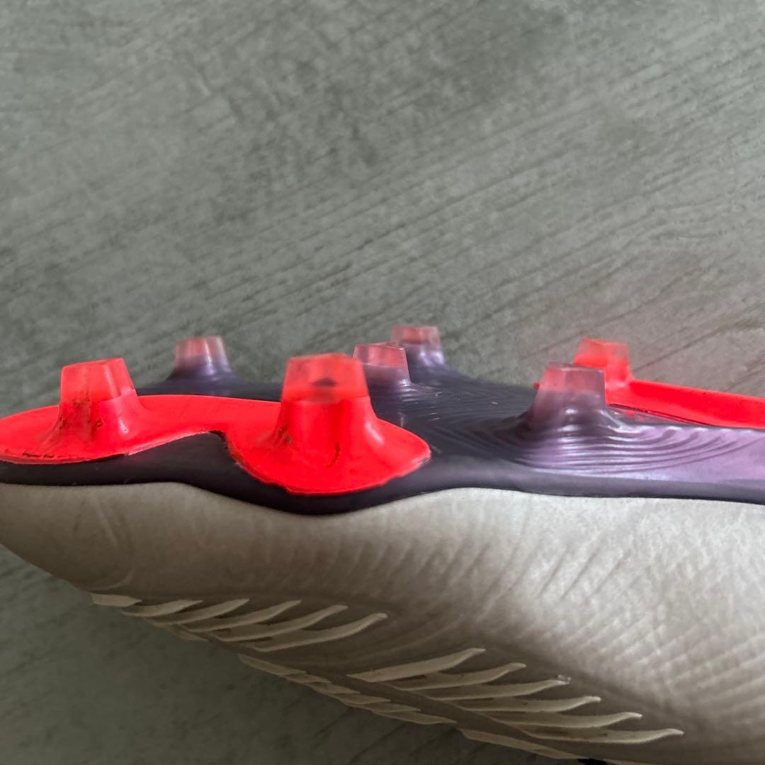 新発売　使用一回のみ！　アディダス　プレデター エリート　FG 27㎝