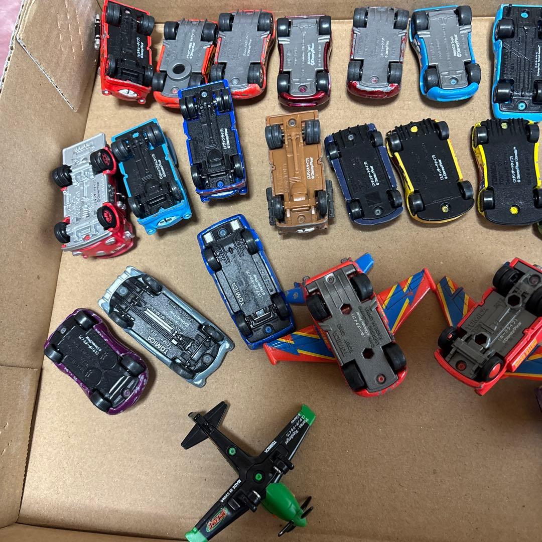 だ*け様 トミカ カーズ ミニカーセット 33台　他おまけ付