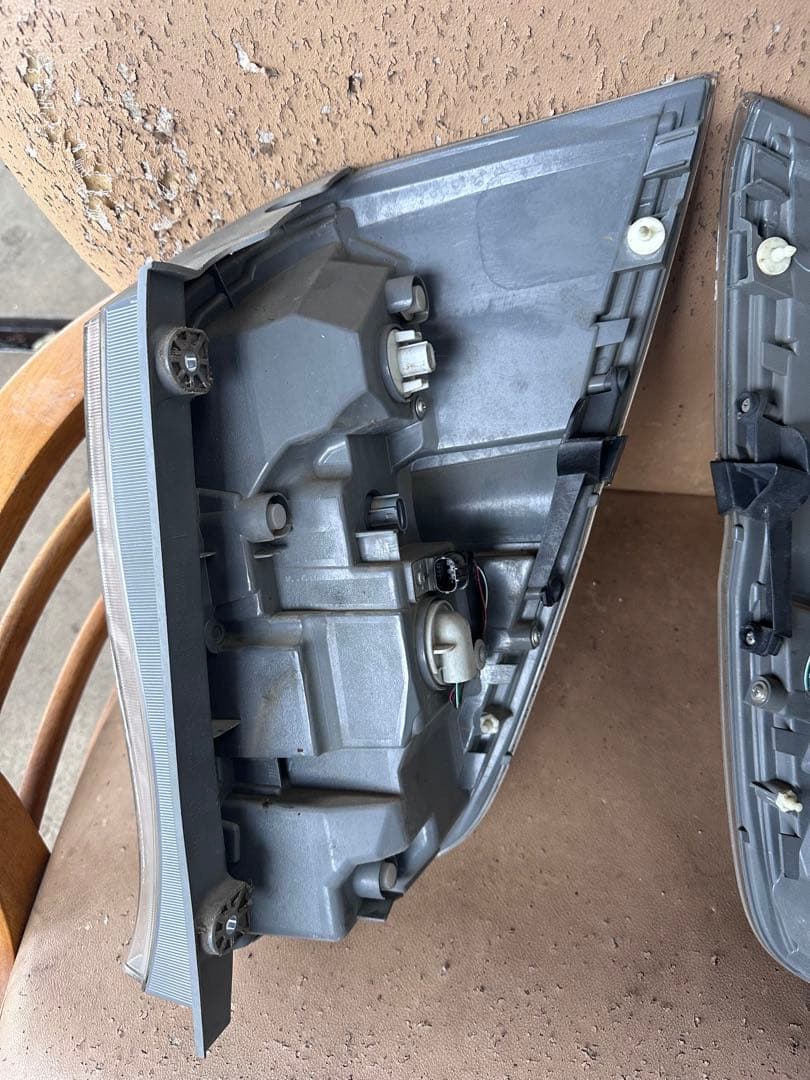 ステップワゴン　テールランプ　右左セット