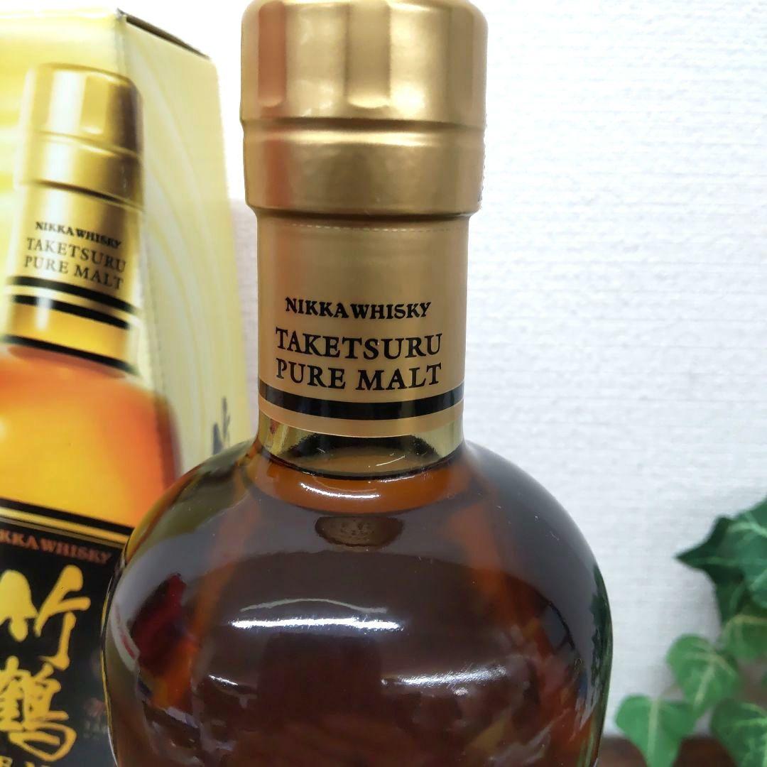 ニッカウヰスキー☆竹鶴 ピュアモルト 黒ラベル 700ml 43％　　未開封