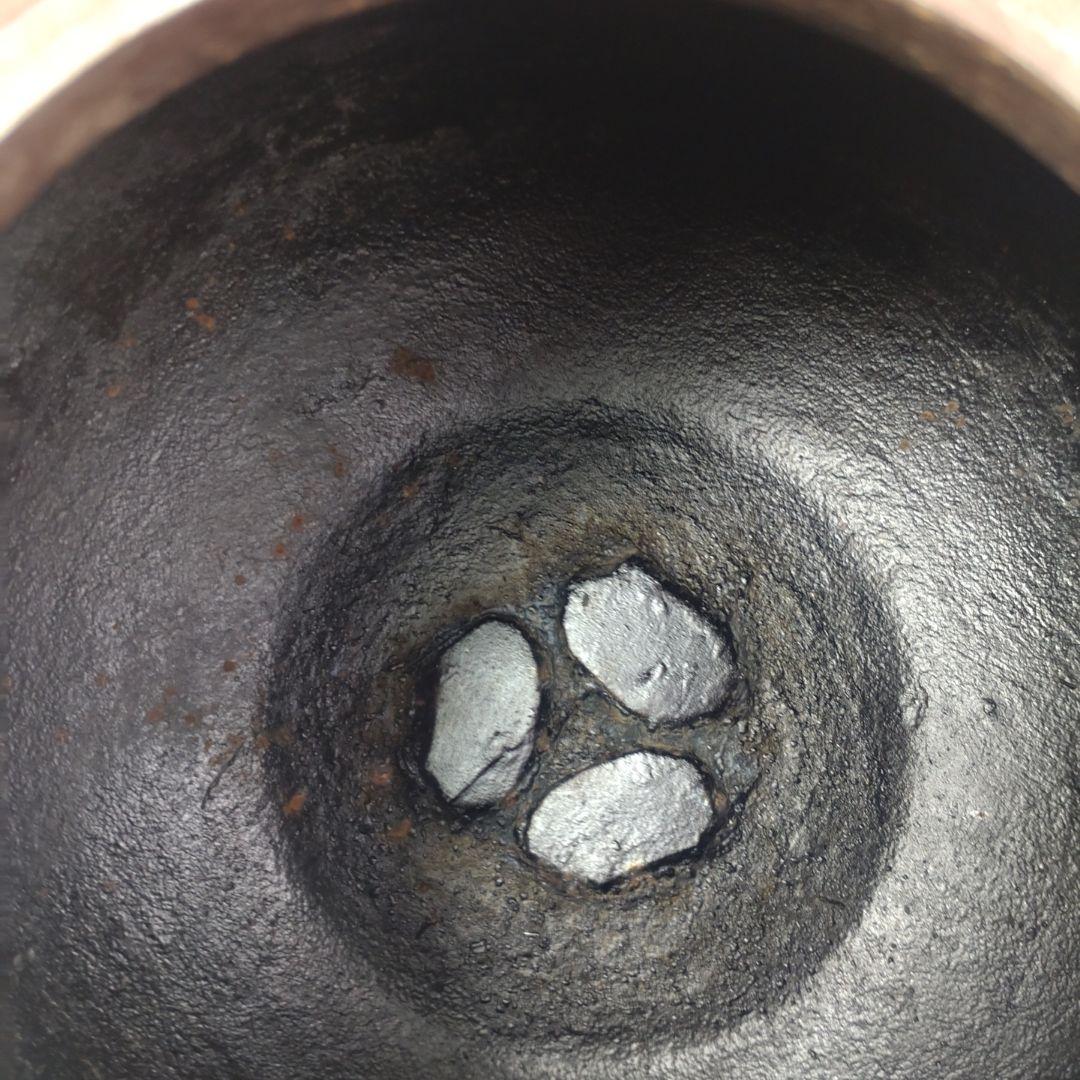 イ254 茶釜『釜師　山本閑浄造』『桐地紋　田口釜　環付　共箱』鉄釜　茶道具