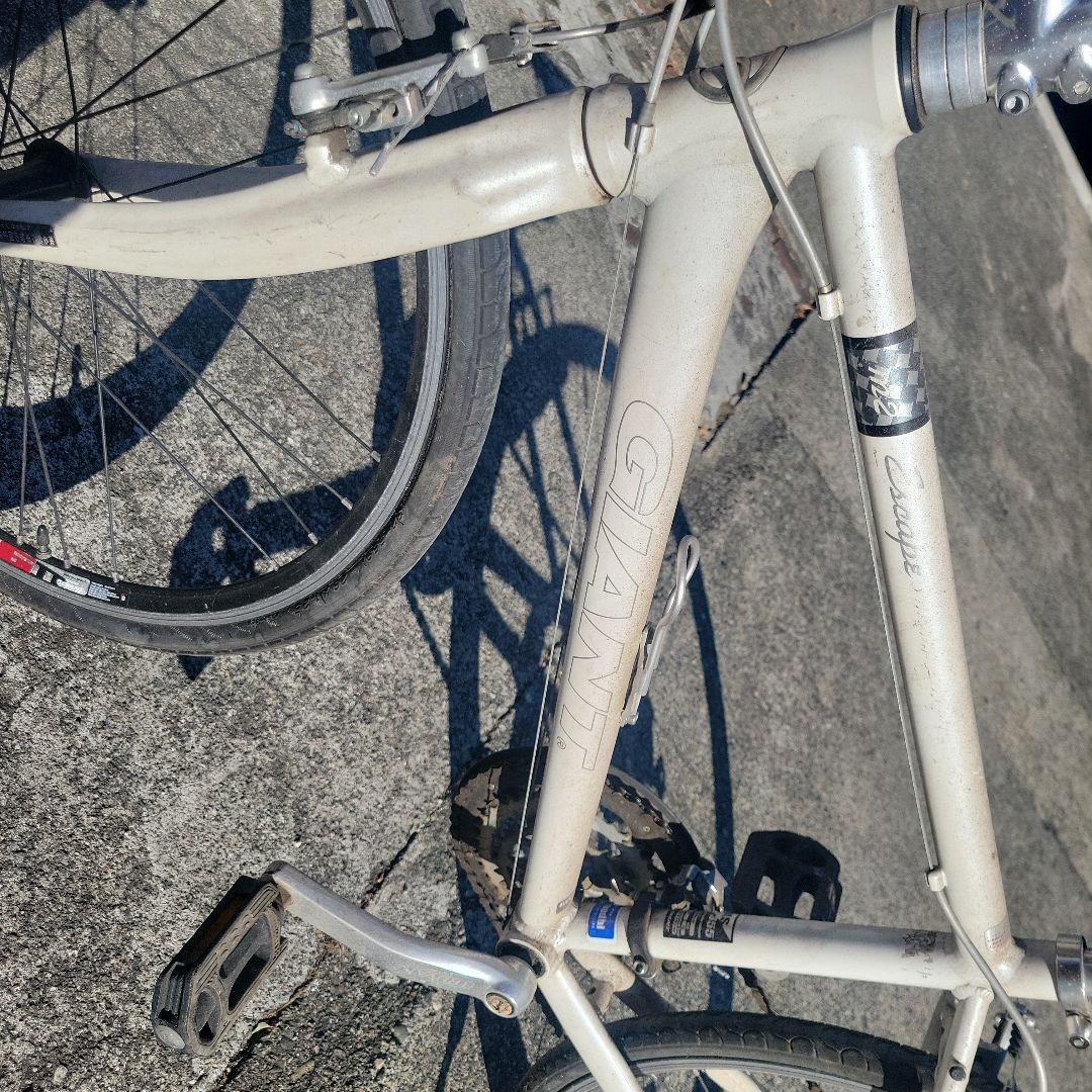 GIANT　値下げ‼️26インチ　軽量 クロスバイク