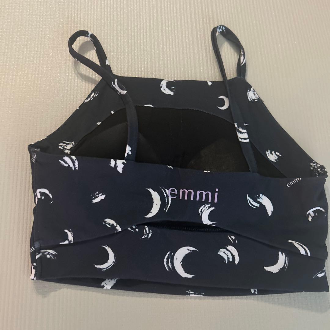 Emmi ムーン柄　ヨガウエアセットアップ