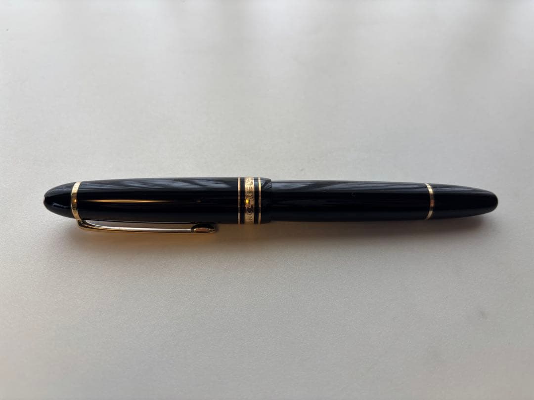 モンブラン マイスターシュテュック ル・グラン 146 万年筆 M 中白　14K