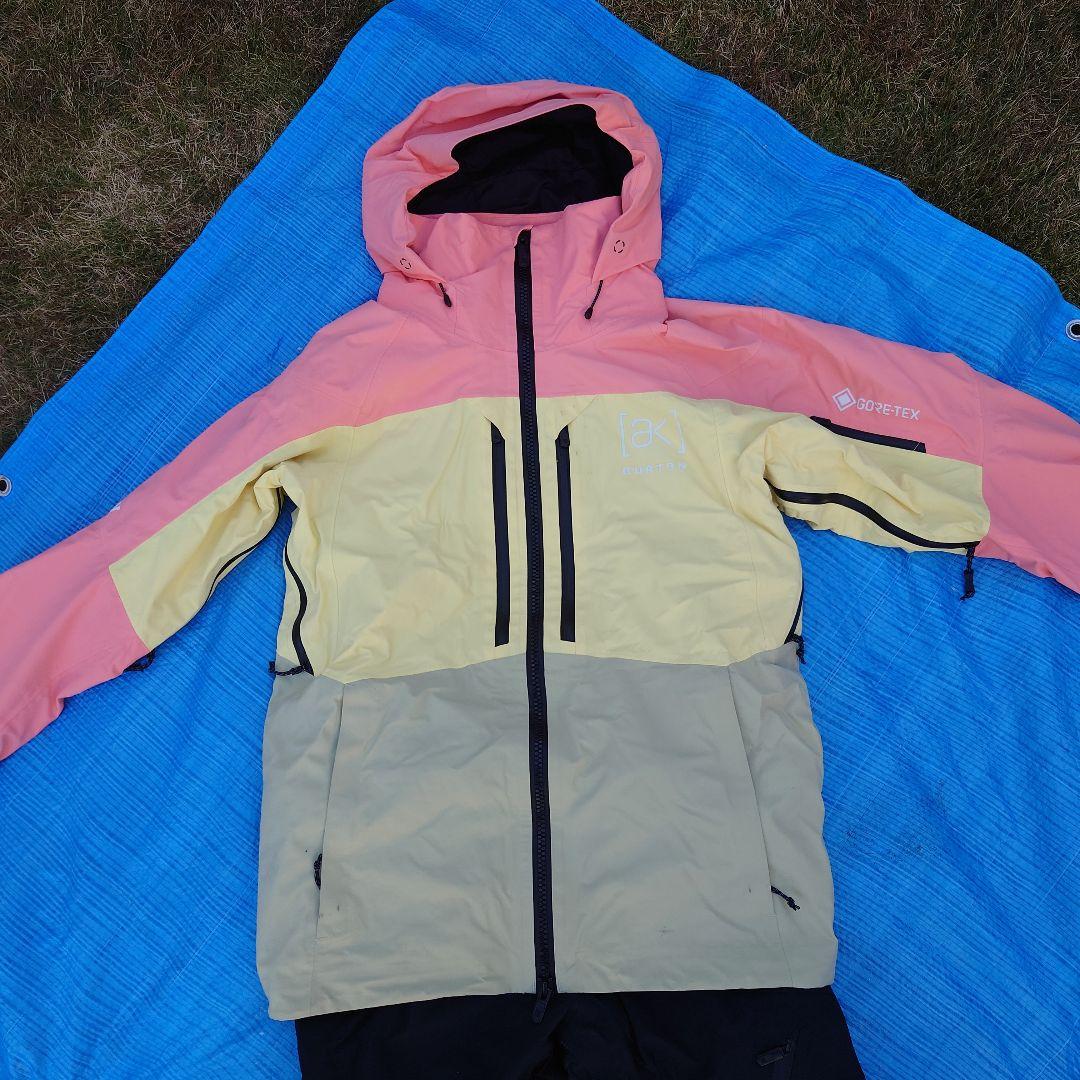 Burton [ak] スノーボードウェア Sサイズ