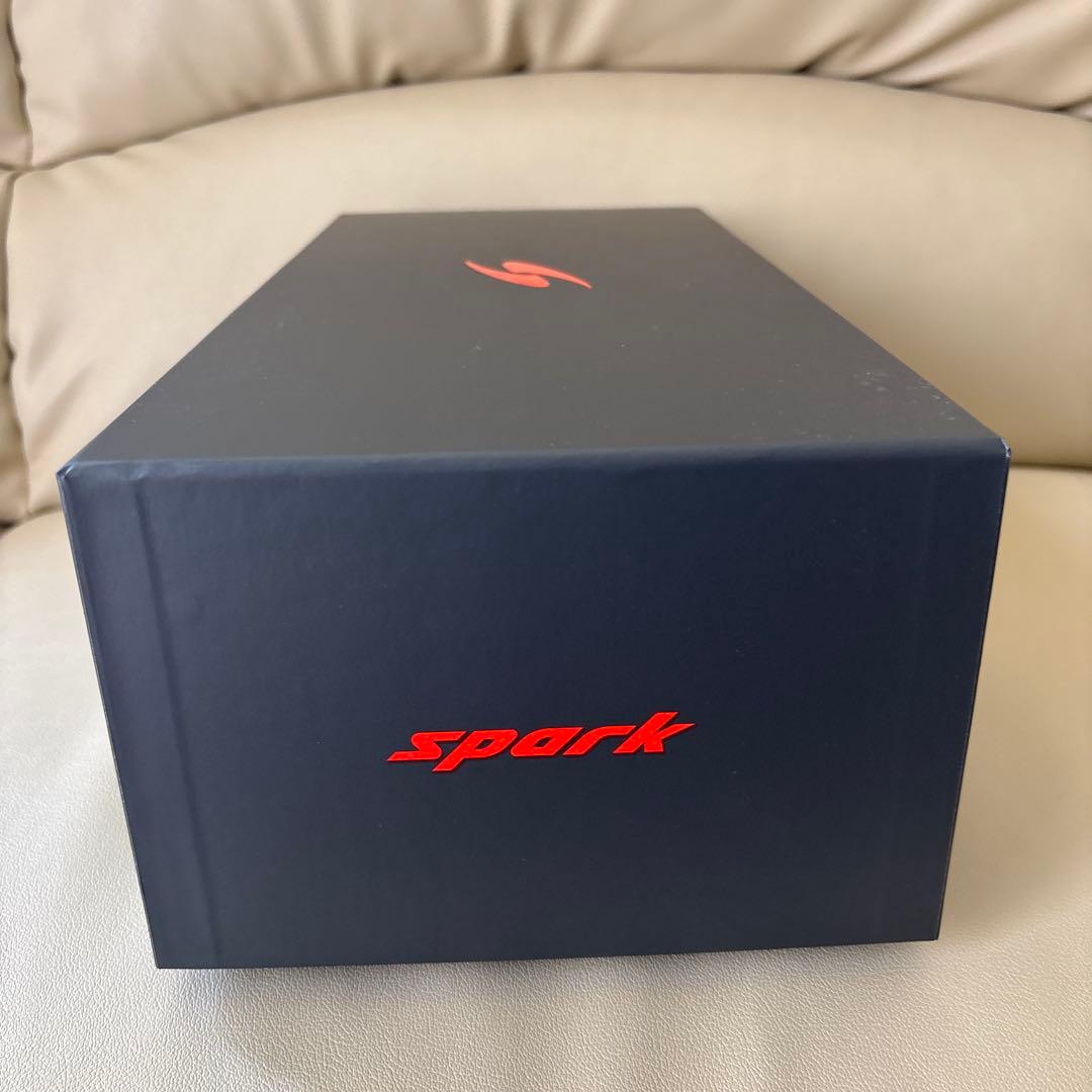 1/18 スパーク レッドブルRB18 M.フェルスタッペン