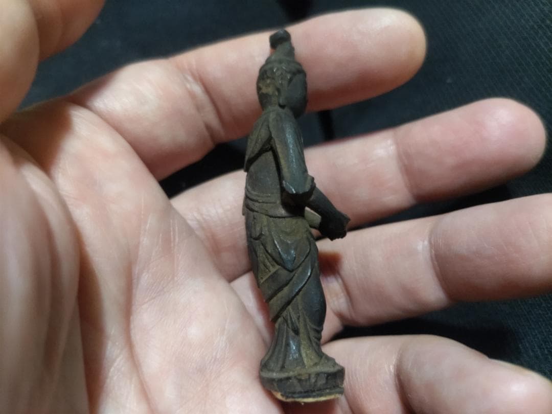 木造　阿弥陀三尊　左脇侍像　観音菩薩　立像（6.7㎝）