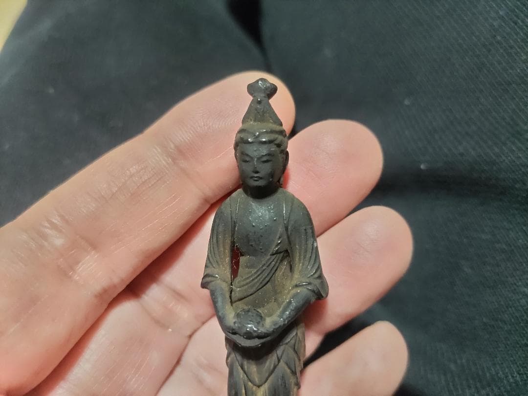 木造　阿弥陀三尊　左脇侍像　観音菩薩　立像（6.7㎝）