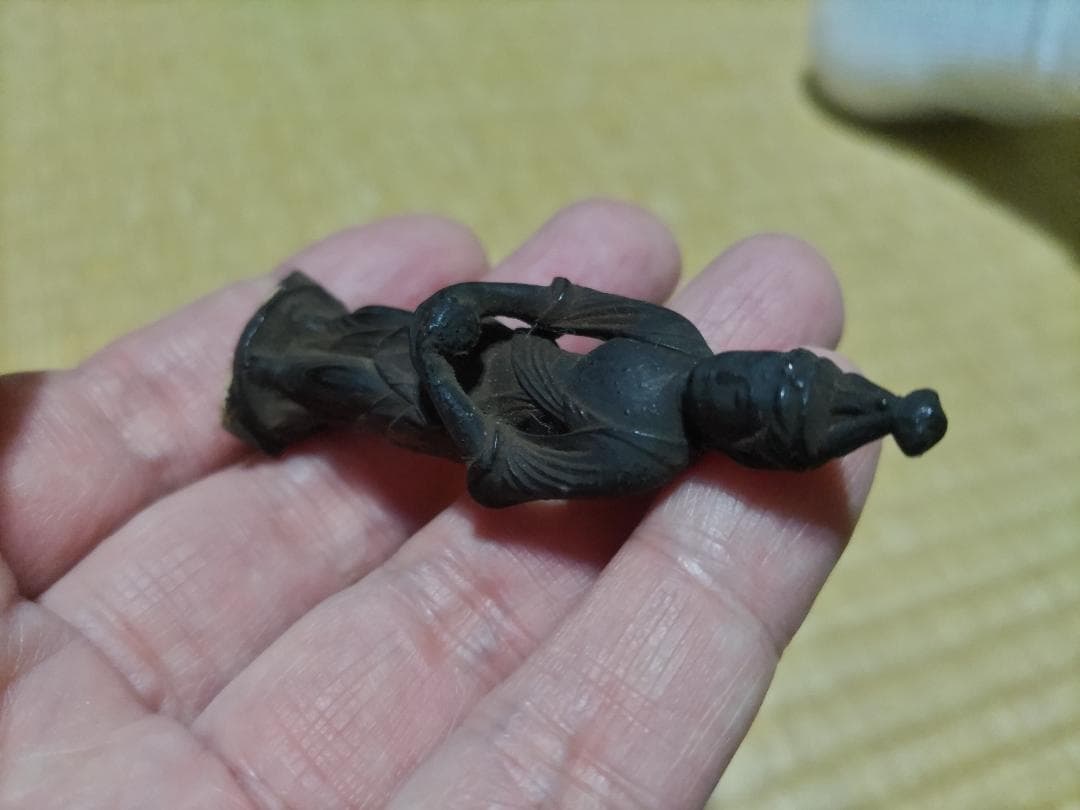 木造　阿弥陀三尊　左脇侍像　観音菩薩　立像（6.7㎝）