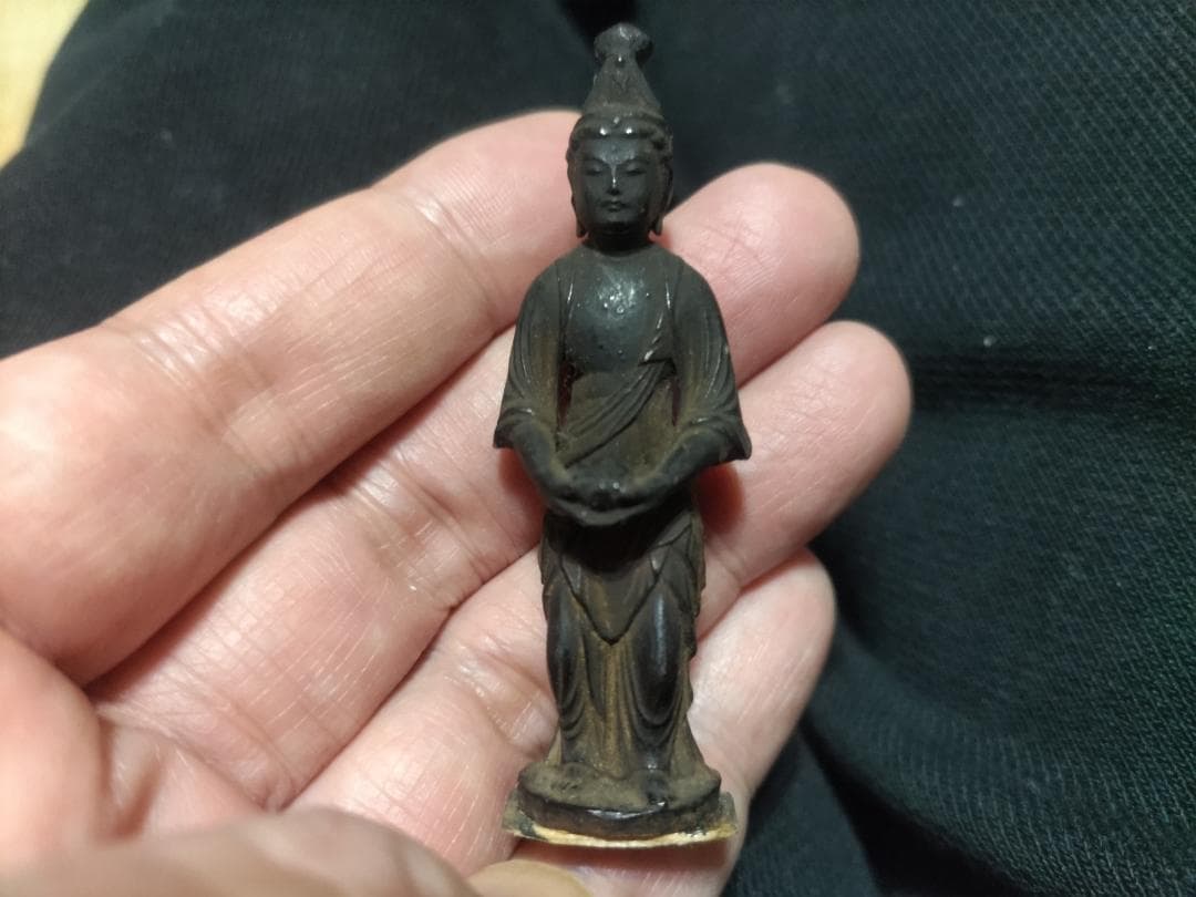 木造　阿弥陀三尊　左脇侍像　観音菩薩　立像（6.7㎝）