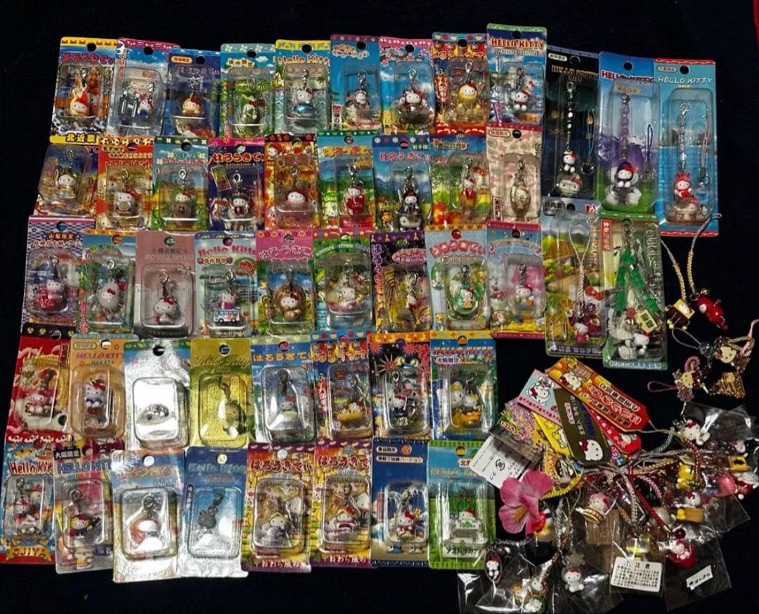 ハローキティ　根付　ストラップ　レア　まとめ売り 80個以上