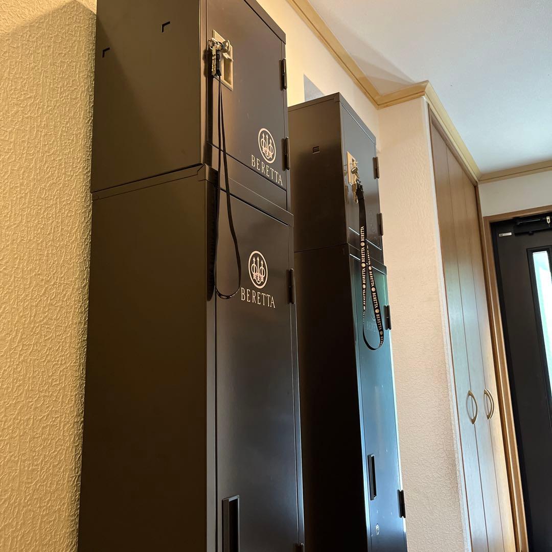 【美品】ベレッタ　ガンロッカー