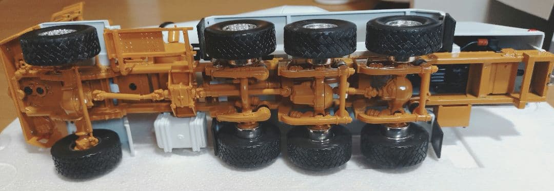 重機 スケールモデル 1stフロントディスチャージミキサー