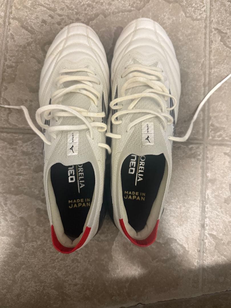 【本日限定価格】モレリア NEO 4 β 日本製 ホワイト 27.0cm