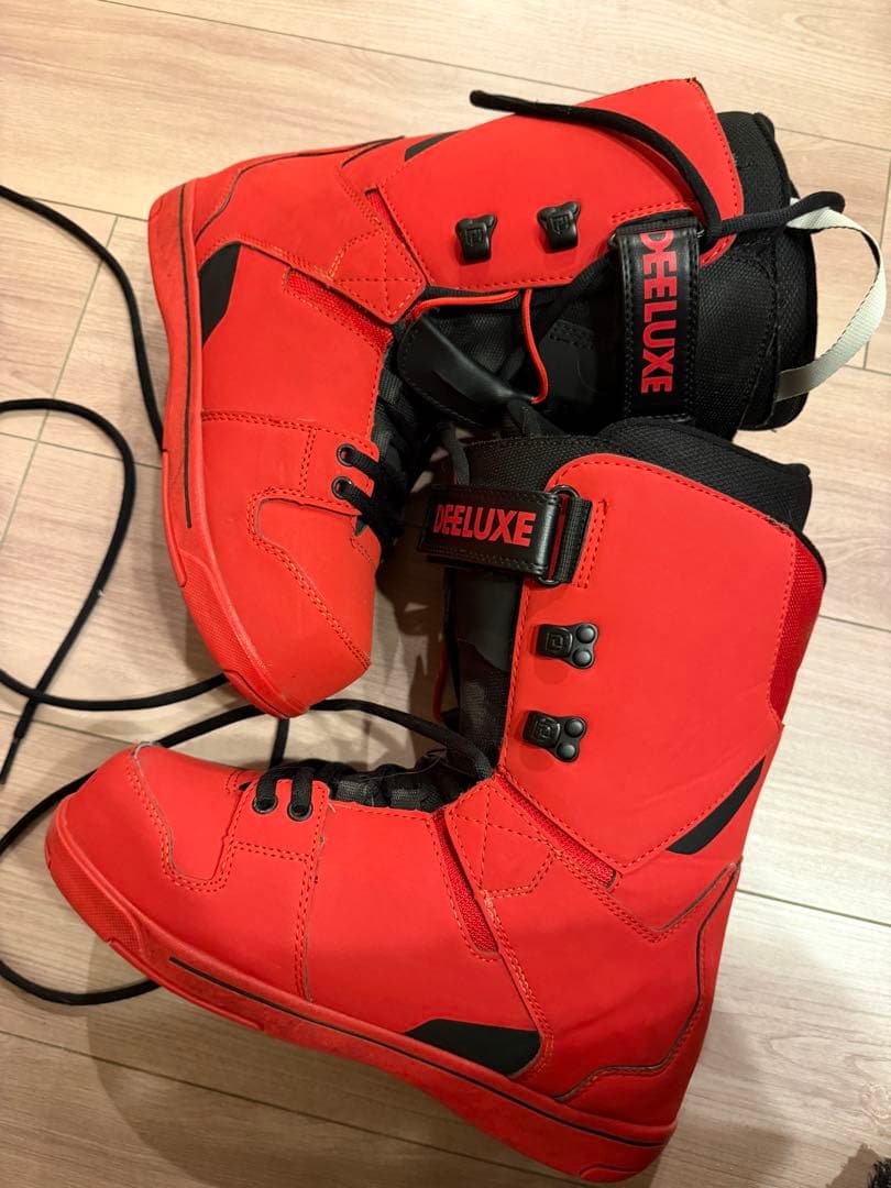 DEELUXE スノボ　D.N.A. 26.5cm 21-22モデル 赤
