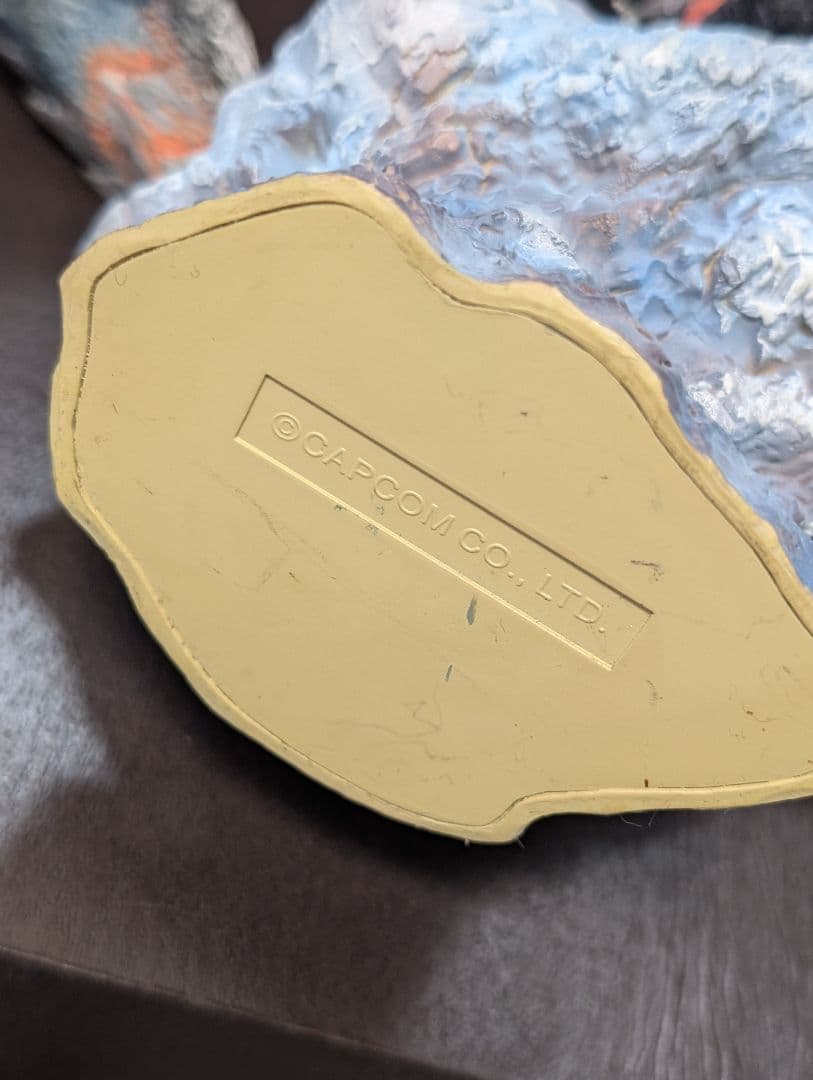 y*u様 【箱なし/国内正規品】　ジンオウガ亜種　クリエイターズモデル　獄狼竜