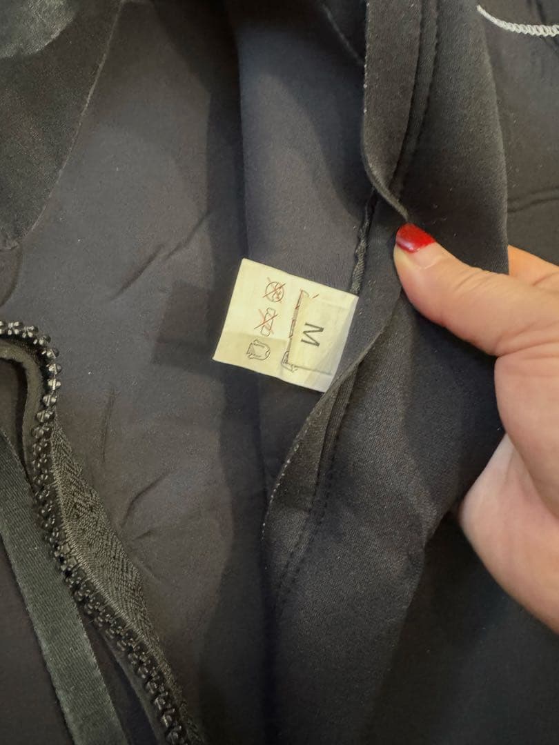 黒 日本プロサーフィン　ウェットスーツ　フルスーツ ジッパー付き フィン付き