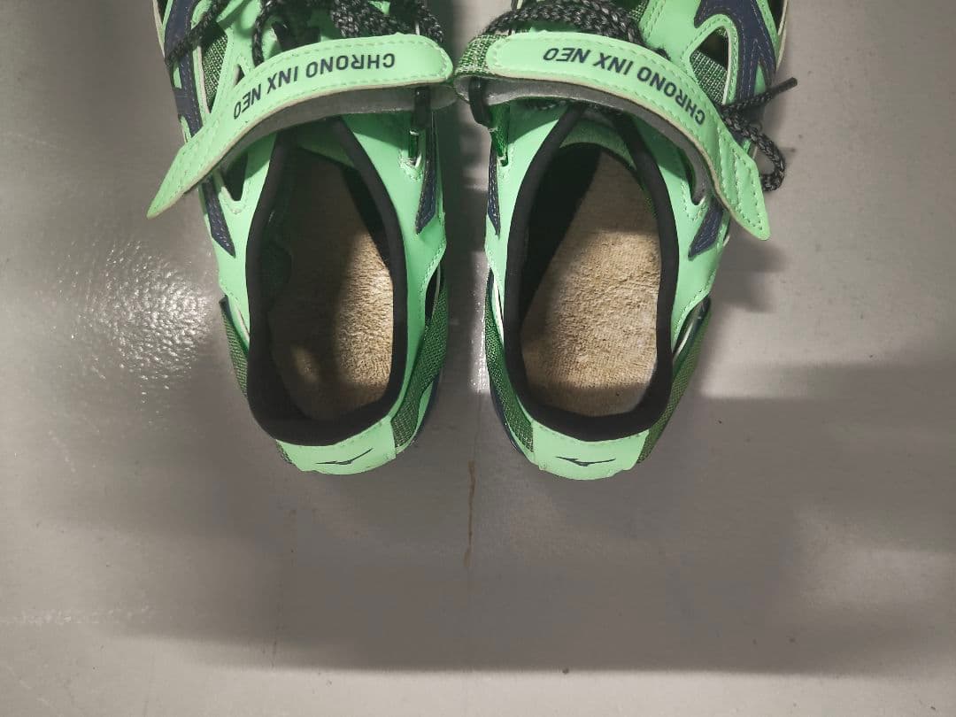 ミズノ　クロノインクスネオジャパン　24.0