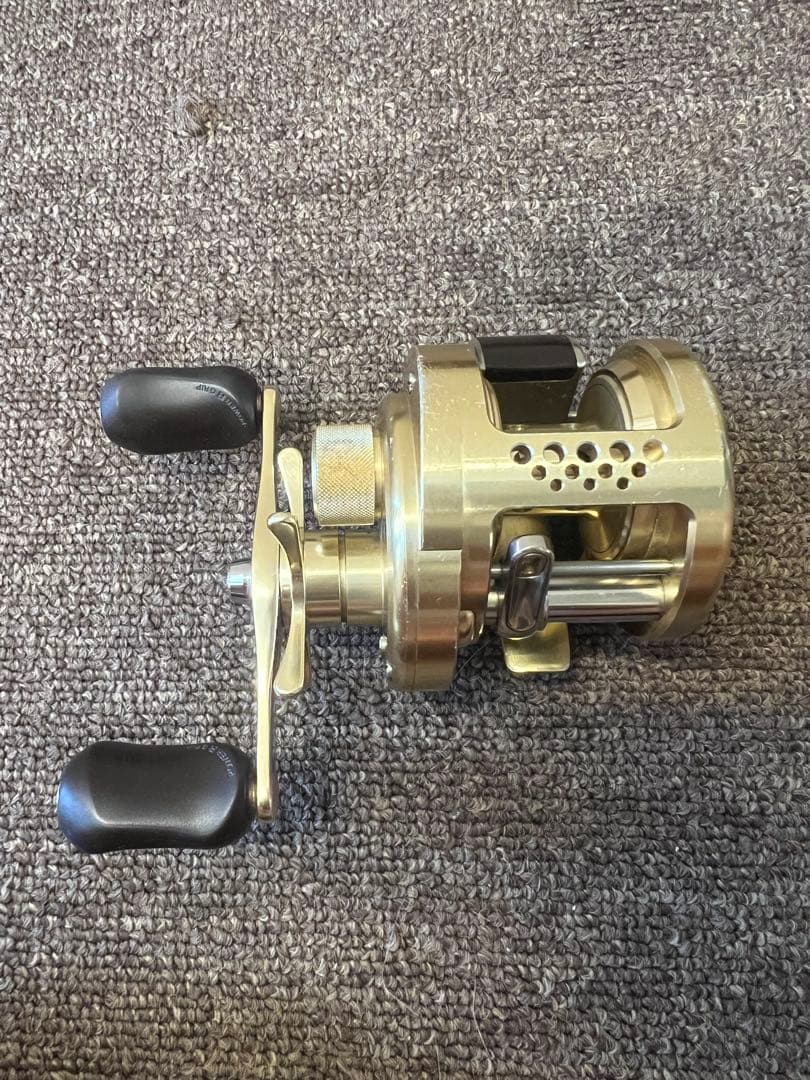 シマノ SHIMANO 00 カルカッタ コンクエスト200