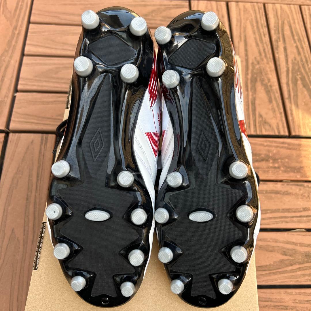 アンブロ　アクセレイター b v３ HG