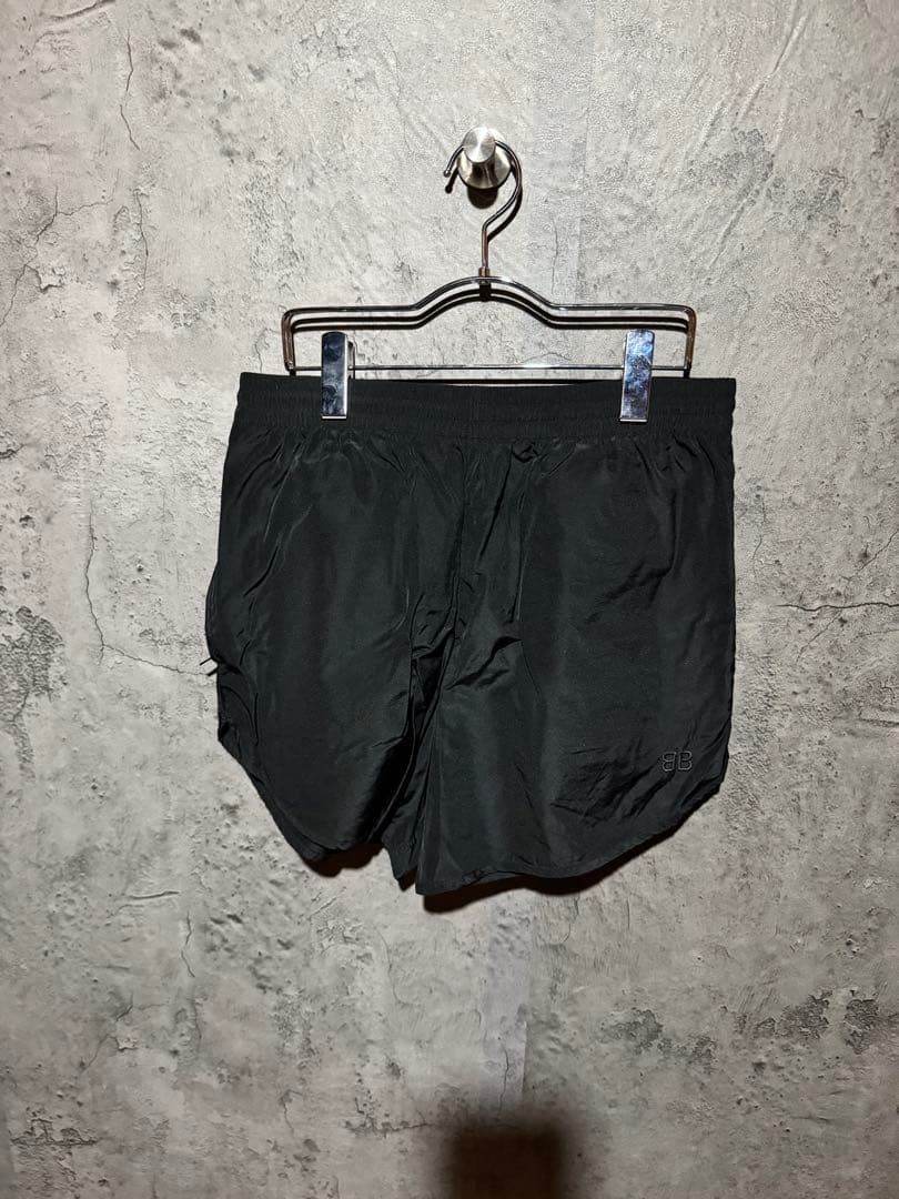 BALENCIAGA ショートパンツ